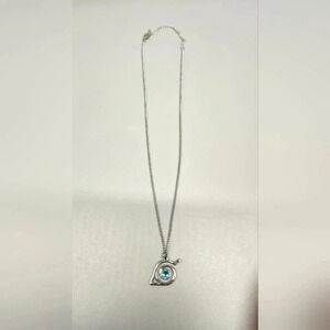 #371 Hidden Leaf  Necklace silver tone